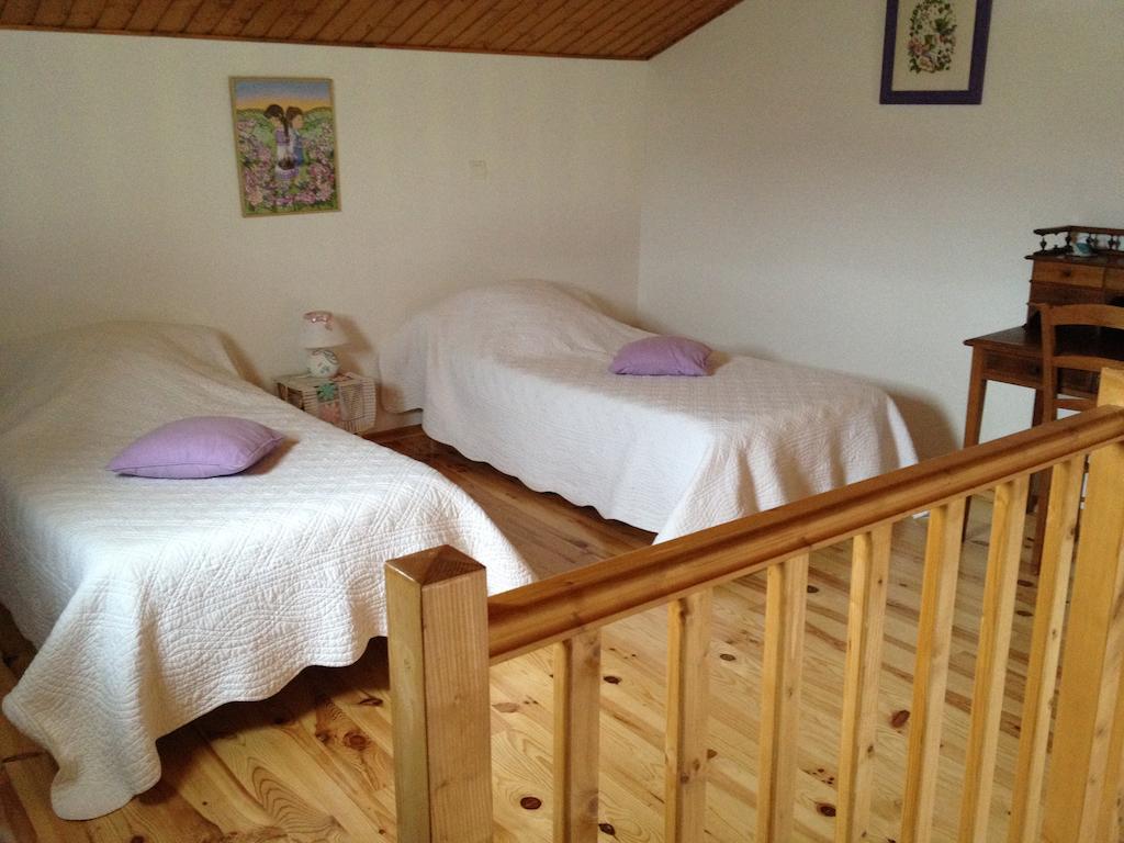 Bed and Breakfast La Bergerie Pollionnay Exterior foto