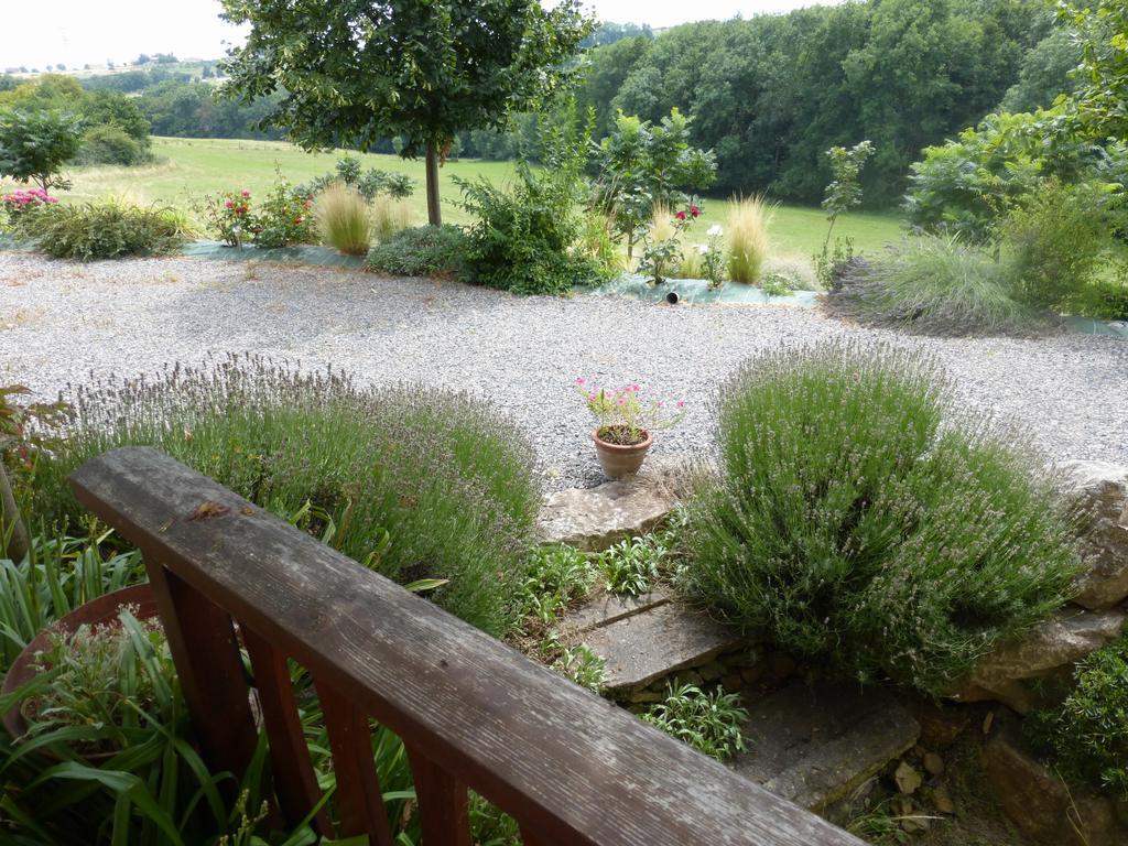 Bed and Breakfast La Bergerie Pollionnay Exterior foto