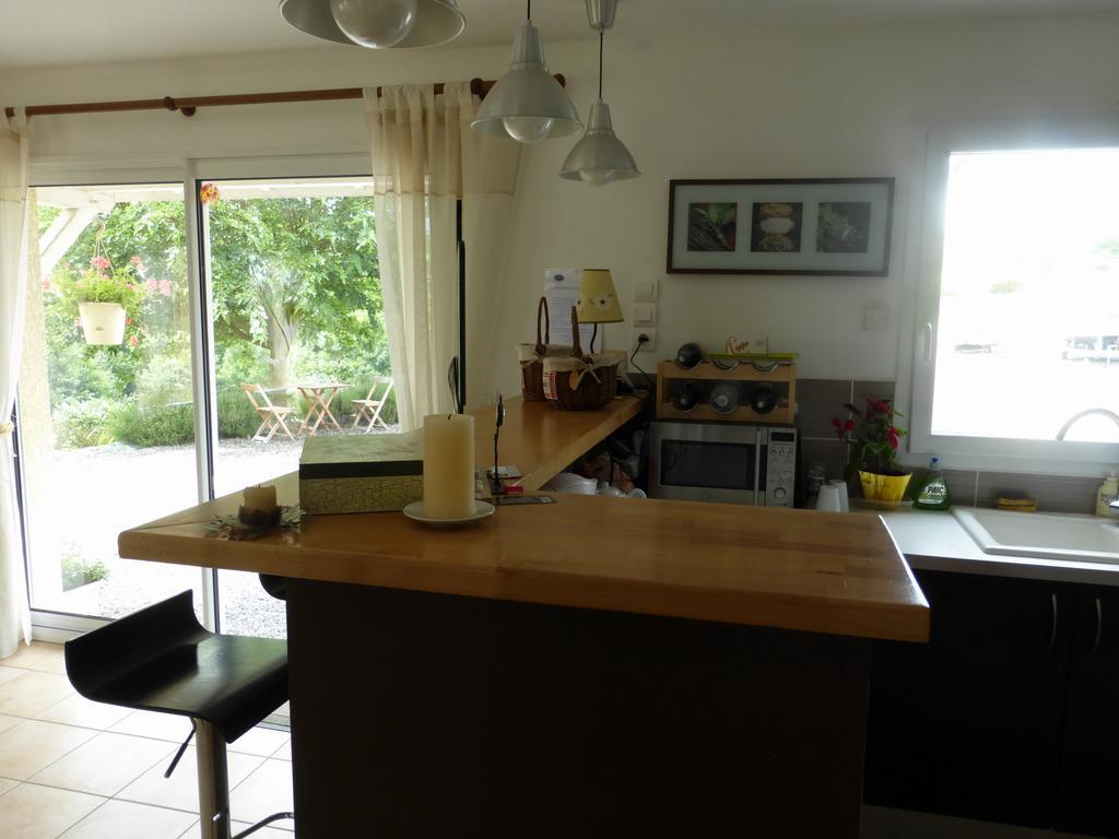Bed and Breakfast La Bergerie Pollionnay Exterior foto