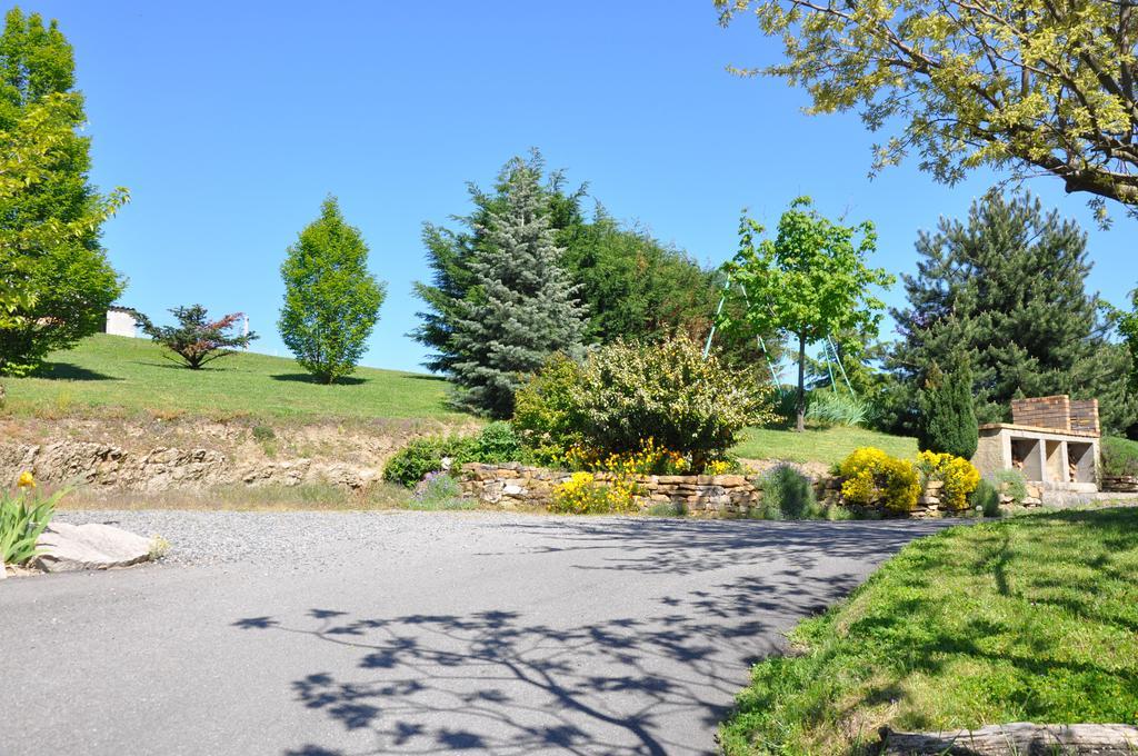 Bed and Breakfast La Bergerie Pollionnay Exterior foto