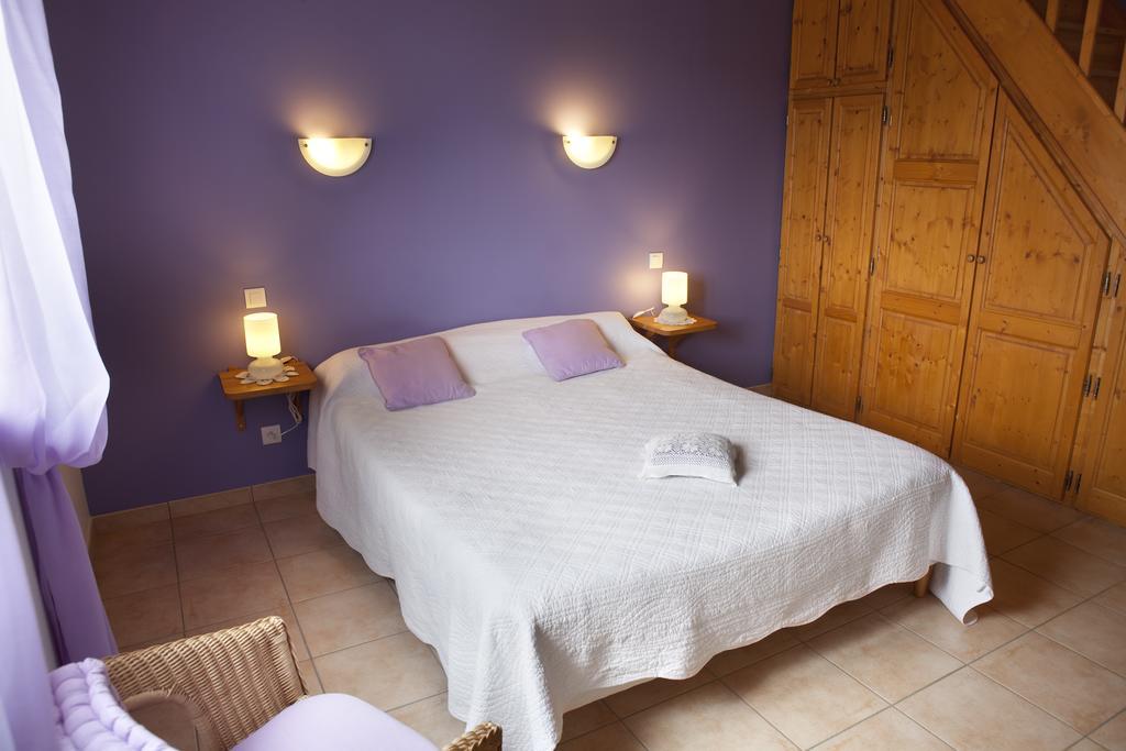 Bed and Breakfast La Bergerie Pollionnay Exterior foto
